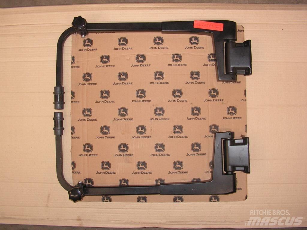 John Deere 6800 Cabines e interior