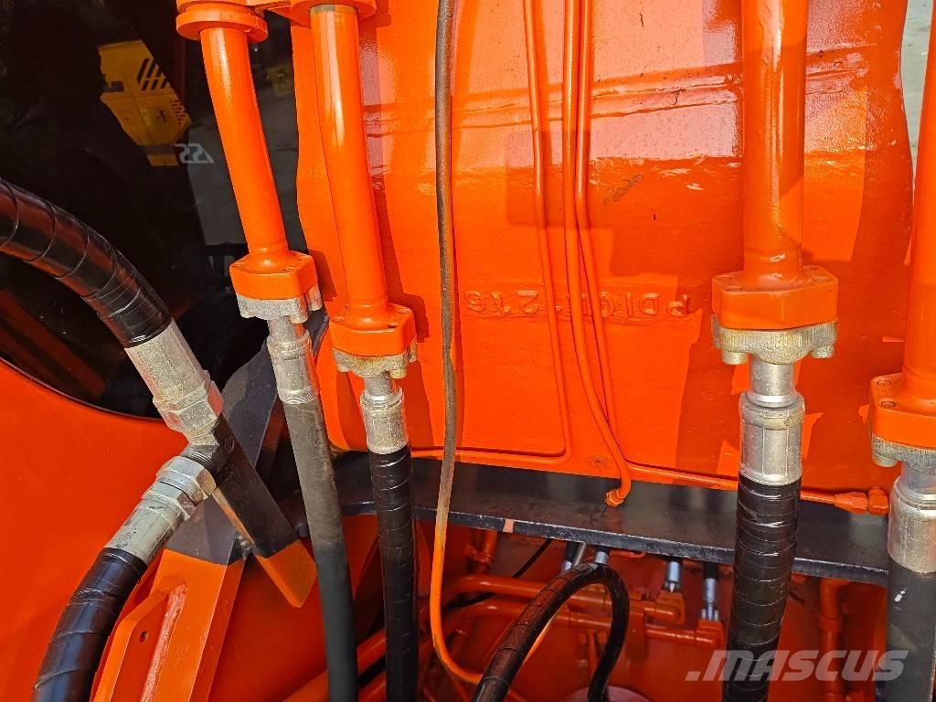 Doosan DX 300 LC Escavadoras de rastos