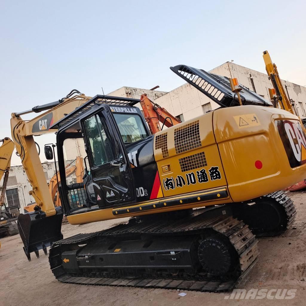 CAT 320 D2 L Escavadoras de rodas