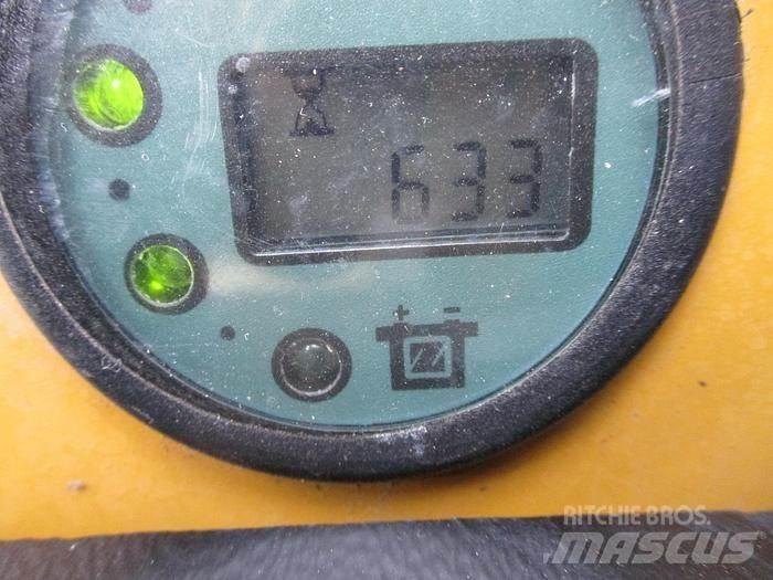 CAT NSP12K1 Empilhador para operador externo