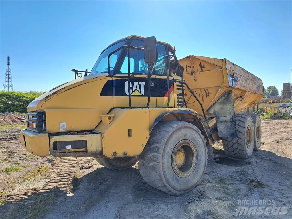CAT 730 Camiões de chassis e cabine