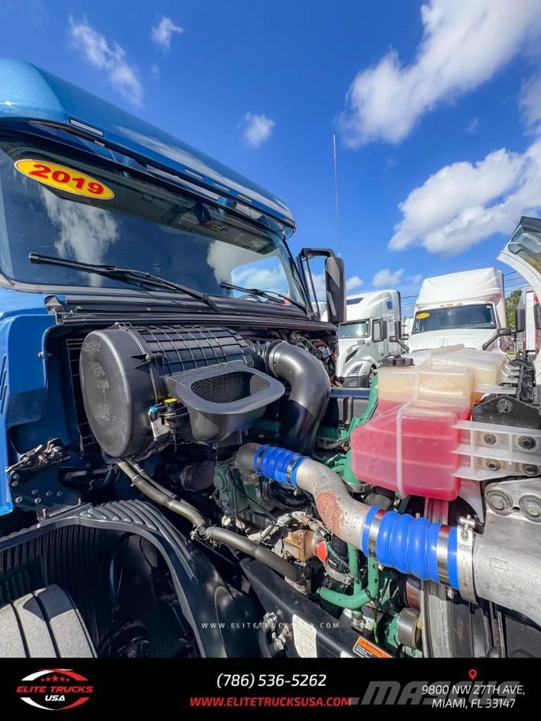 Volvo Commercial VNL Tractores (camiões)