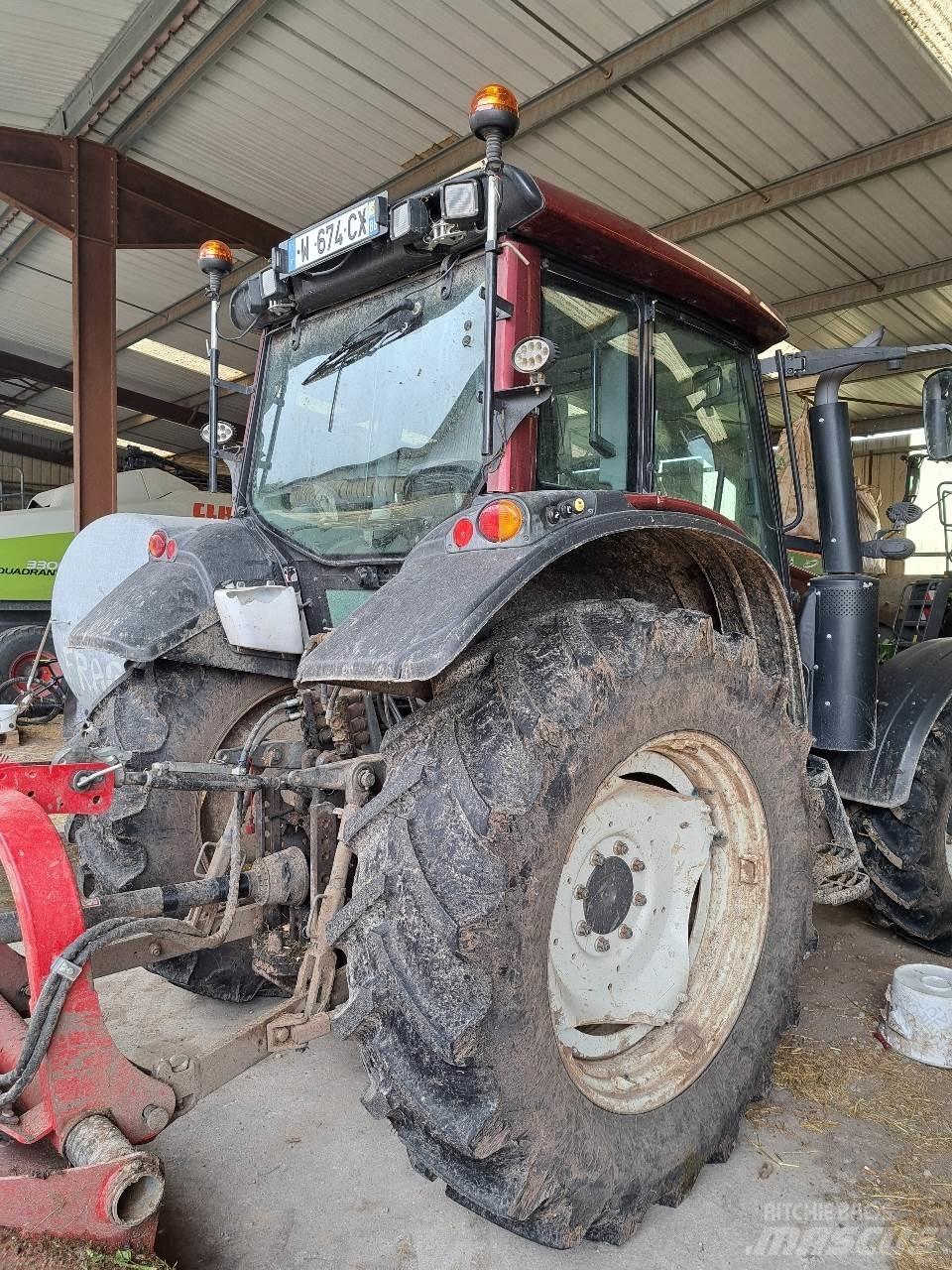 Valtra N123 Tratores Agrícolas usados