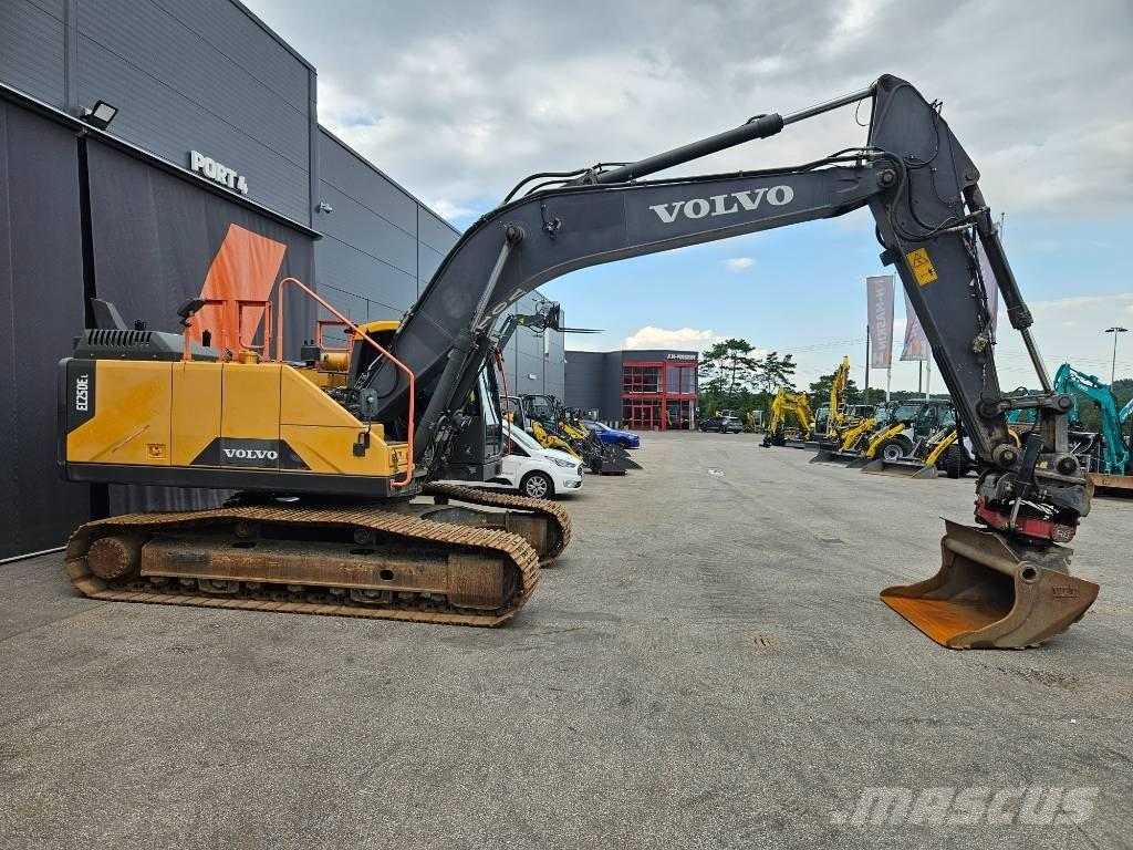 Volvo EC 250 EL Escavadoras de rastos