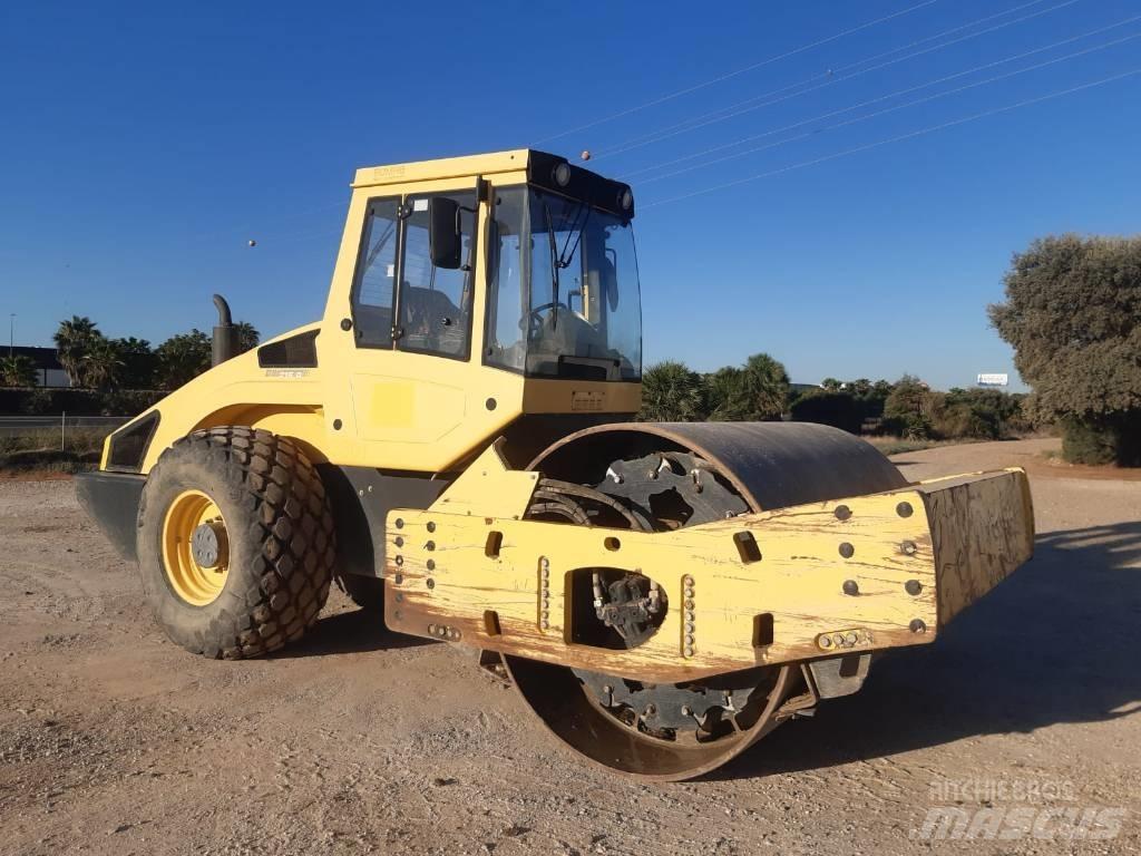 Bomag BW 216 D-4 Compactadores para terra