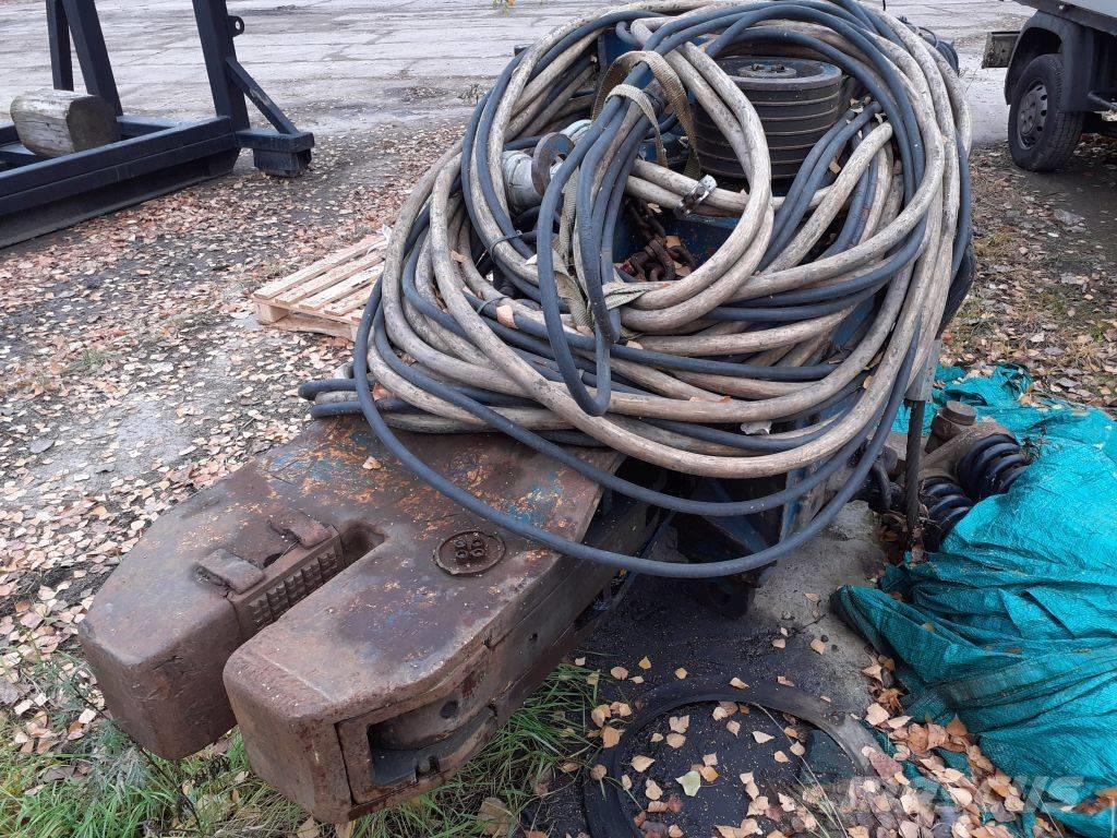  Tomen VM2-2000 Martelos de empilhamento hidráulico