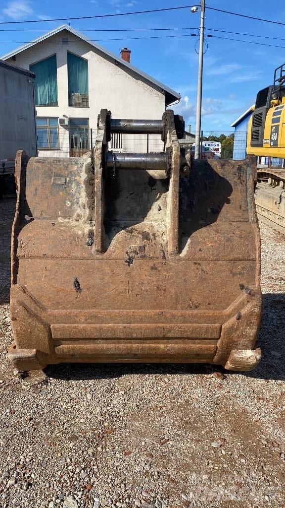 Komatsu 490 LCD-11 Escavadoras de rastos