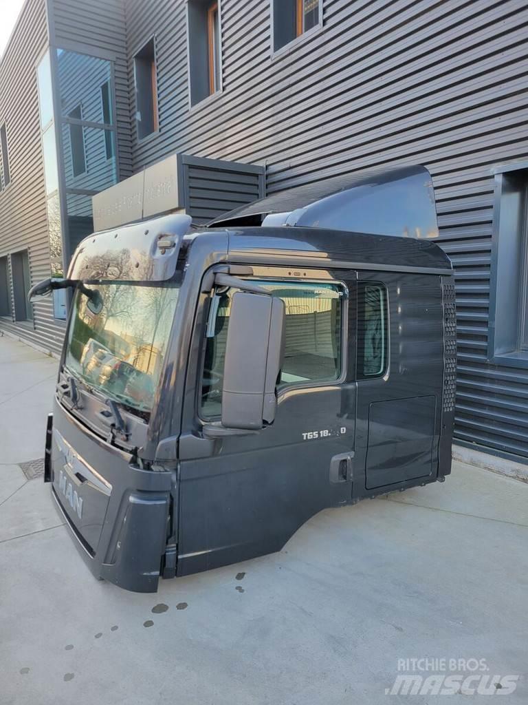 MAN TGS EURO 6 Cabines e interior