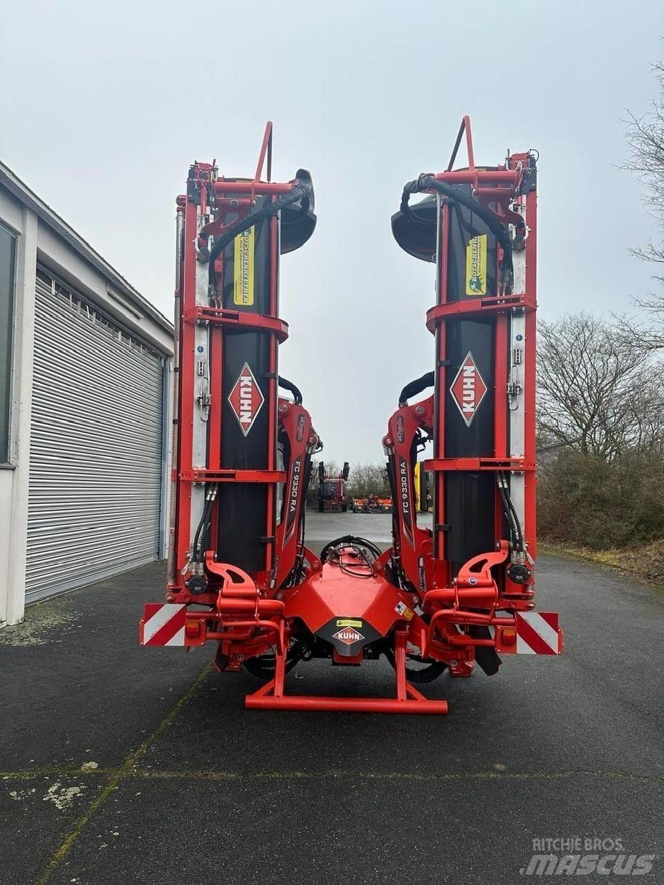 Kuhn FC 9330 D-RA Gadanheiras