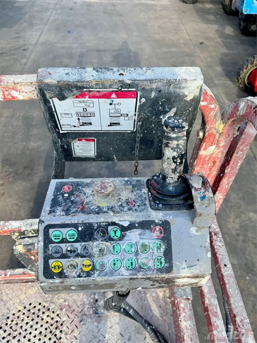 Haulotte C12DX Elevadores de tesoura