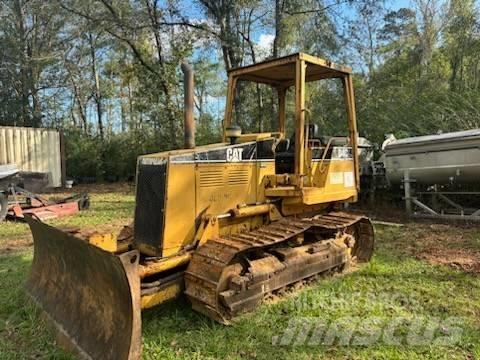 CAT D 4 C Dozers - Tratores rastos