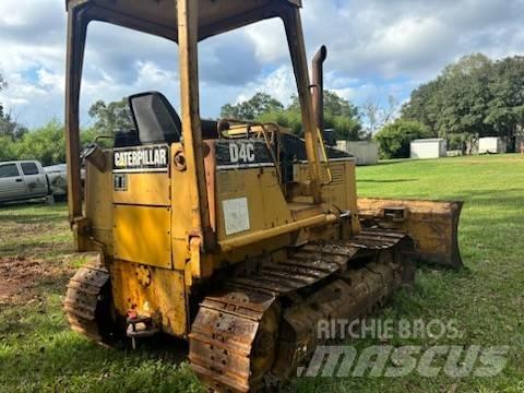 CAT D 4 C Dozers - Tratores rastos