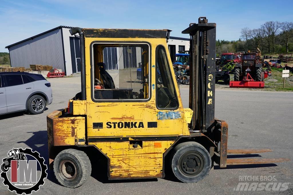 Stocka 2050 - Truck Empilhadores Diesel
