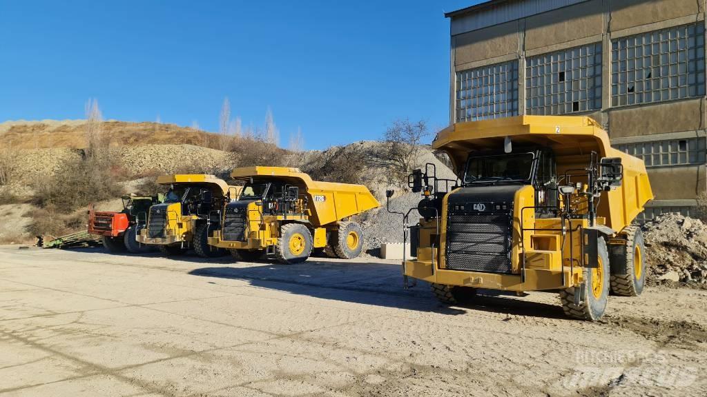 CAT 772G Camiőes dumper basculantes rígidos