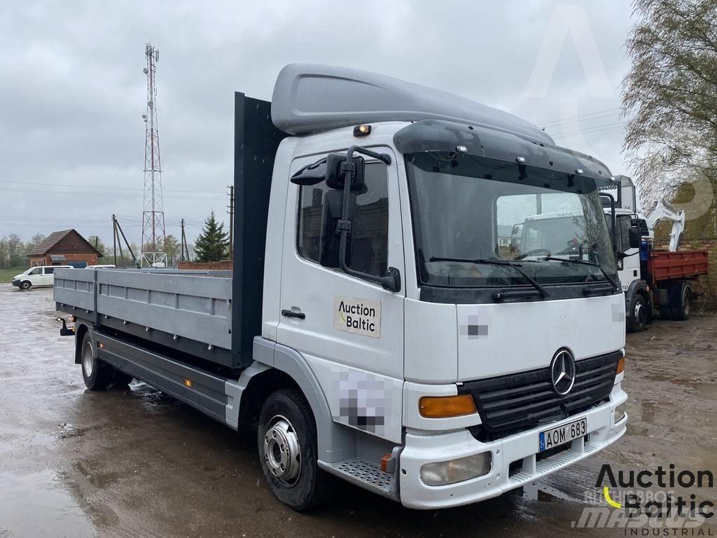 Mercedes-Benz 815 Camiões estrado/caixa aberta