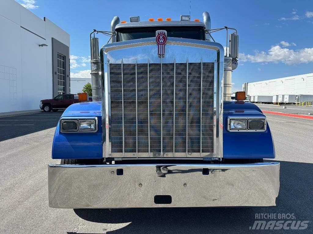 Kenworth W 900 Tractores (camiões)