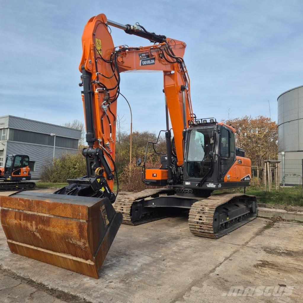 Doosan DX235LC-7 Escavadoras de rastos