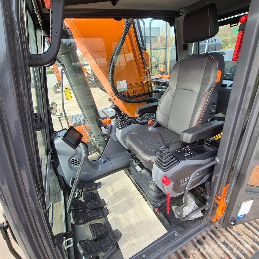 Doosan DX235LC-7 Escavadoras de rastos