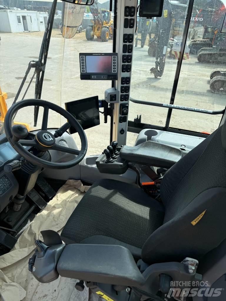 Volvo L 220 H Pás carregadoras de rodas