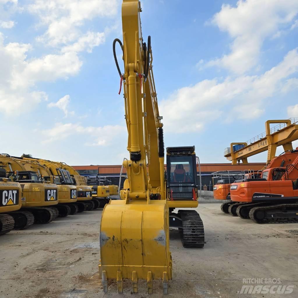 Komatsu PC 200-8 Escavadoras de rastos