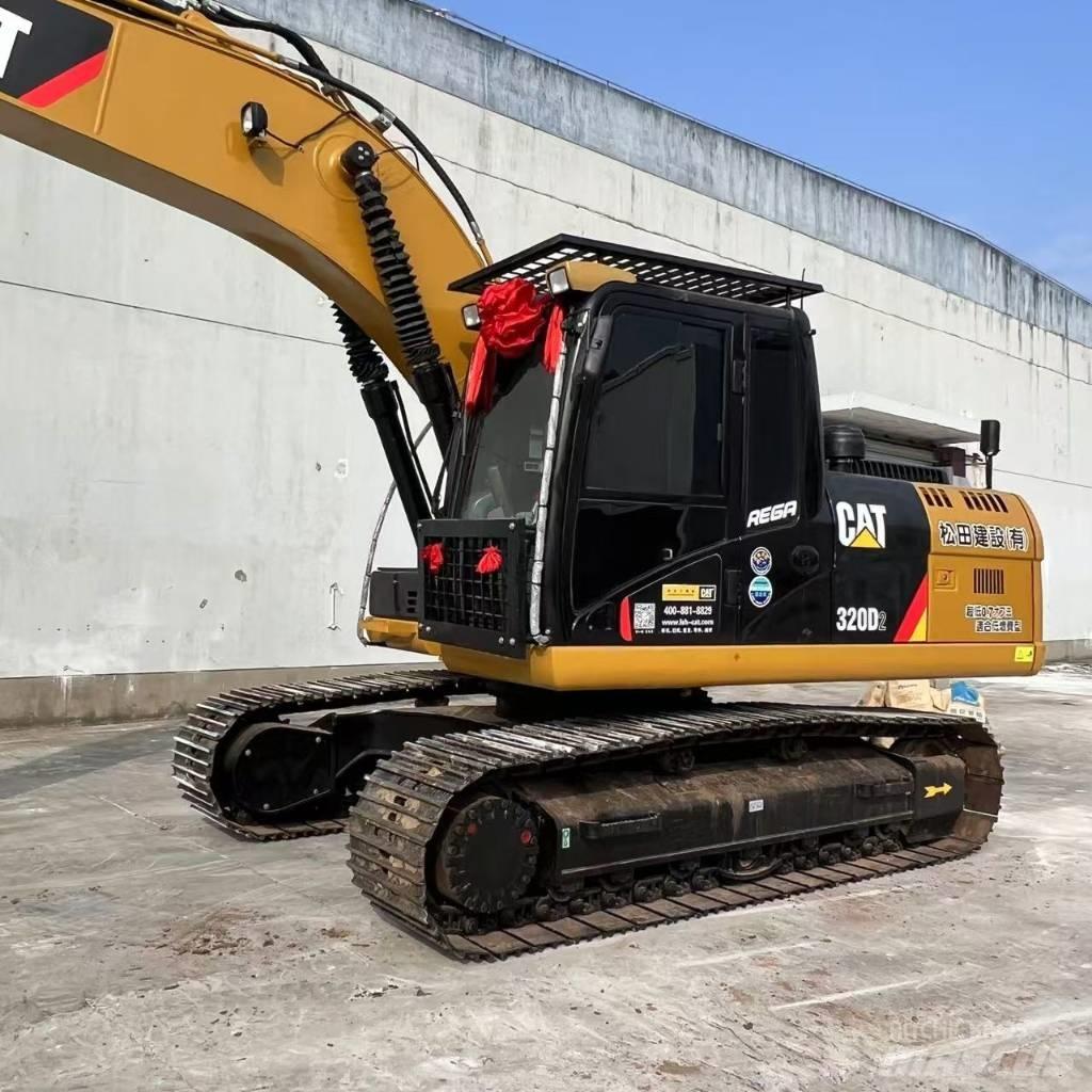 CAT 320D2 Escavadoras Midi 7t - 12t