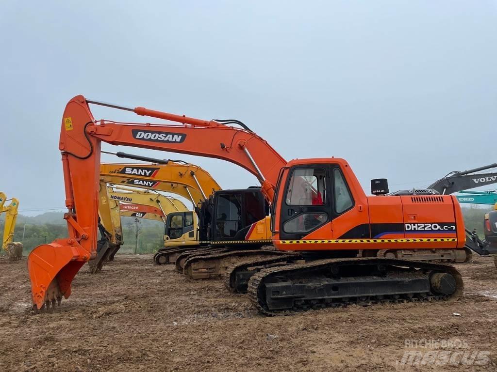 Doosan DH 220 Escavadoras de rastos