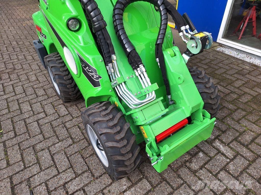 Avant 423 TDL Escavadoras especiais