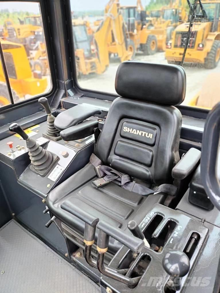 Shantui D22 Dozers - Tratores rastos