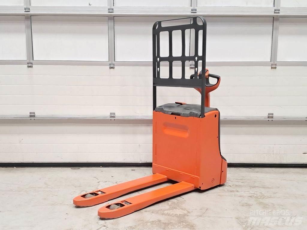 Linde T16 Porta palettes