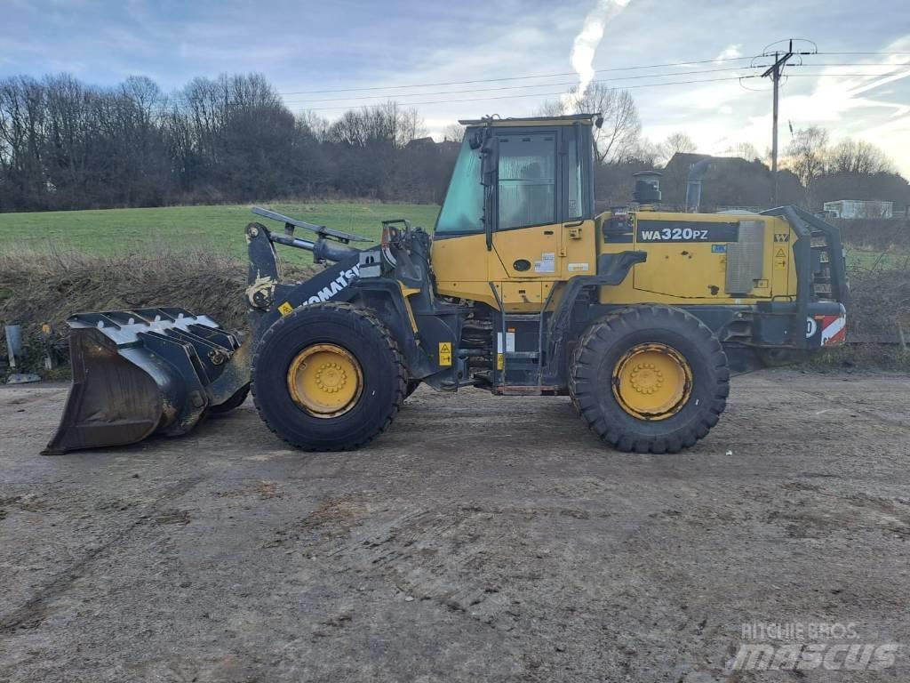 Komatsu WA 320 PZ-6 Pás carregadoras de rodas