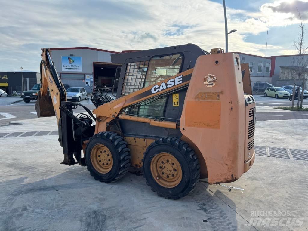 CASE 40 XT Carregadoras de direcção deslizante