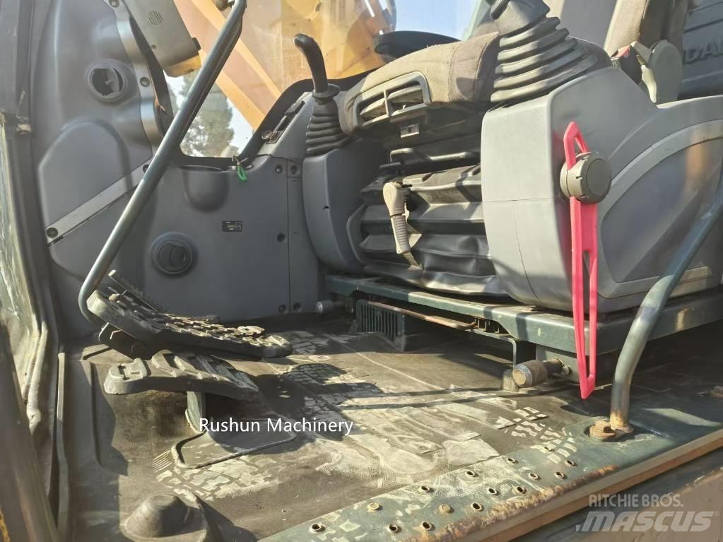 Hyundai 225 Escavadoras de rastos