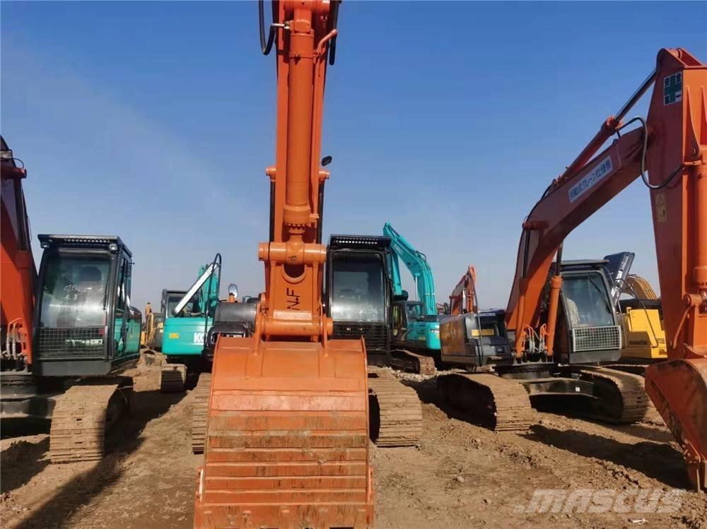 Hitachi ZX210 Escavadoras de rastos