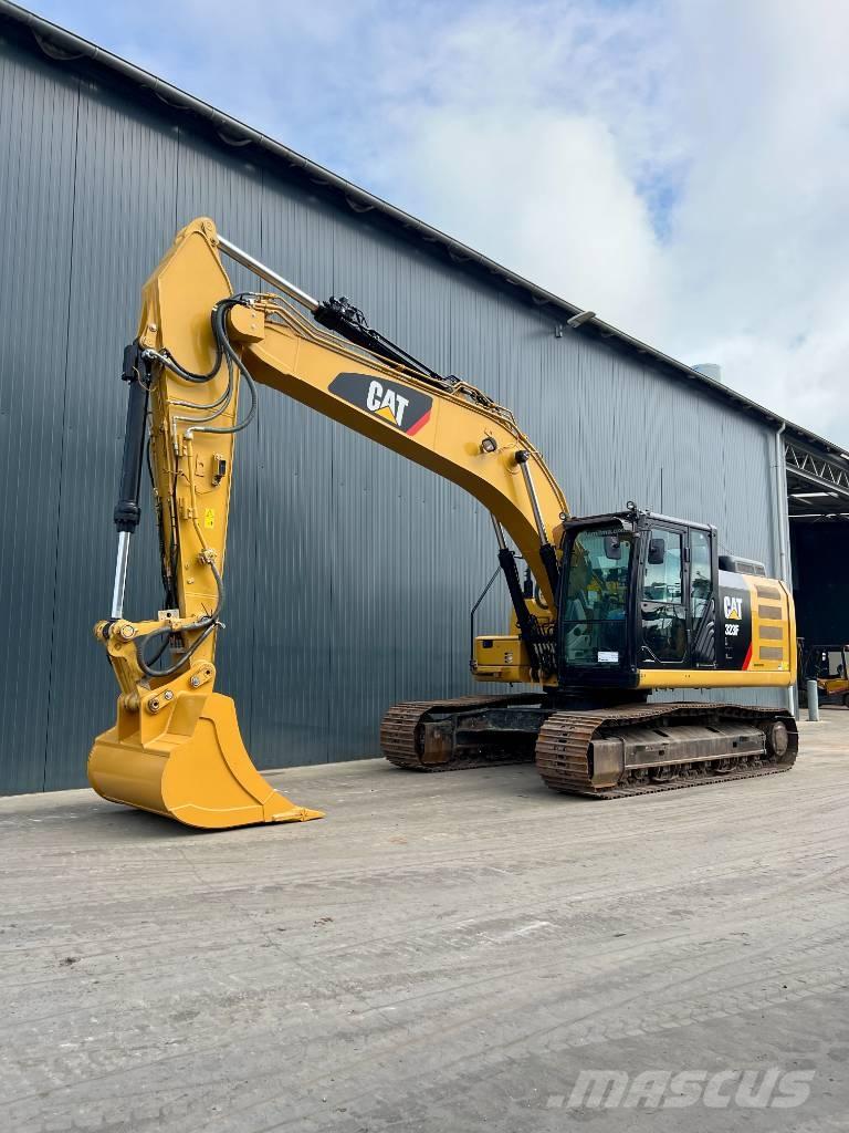 CAT 323F L Escavadoras de rastos