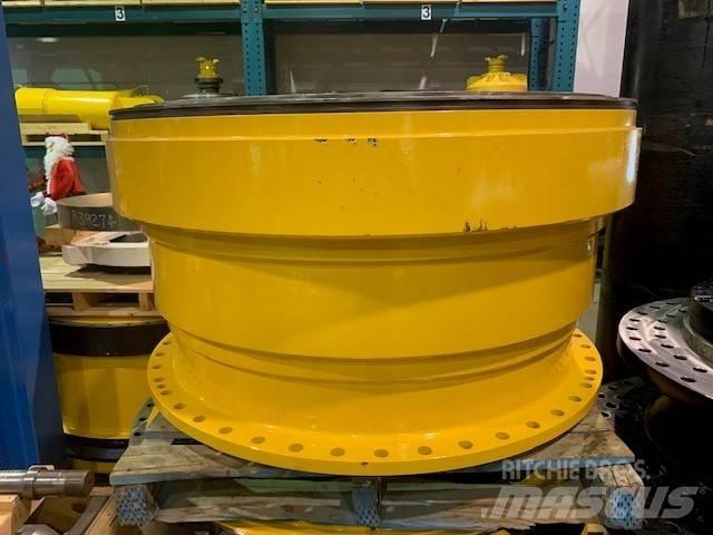 Komatsu 830 E Camiões articulados