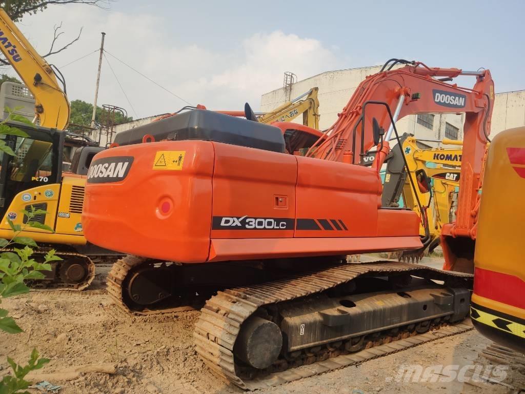 Doosan dx300 Escavadoras de rastos