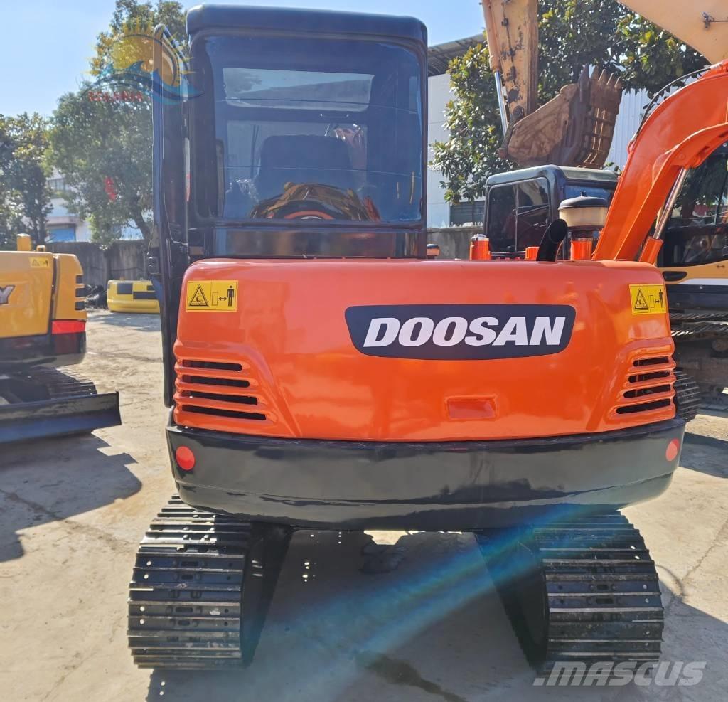 Doosan DH 55 Mini Escavadoras <7t