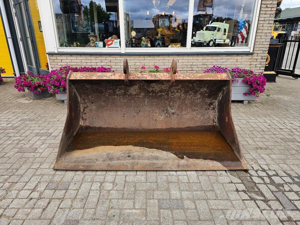  Onbekend Slotenbak Baldes