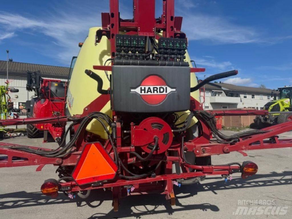 Hardi Mega 1500 Pulverizadores montados