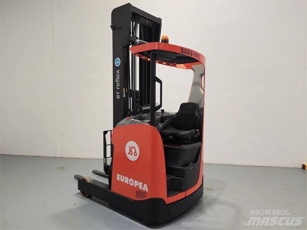 BT RRE 140 HC Empilhadores Elevadores