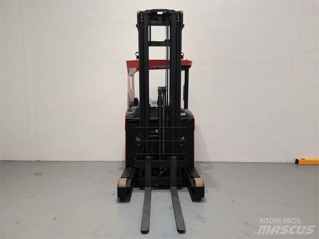 BT RRE 140 HC Empilhadores Elevadores