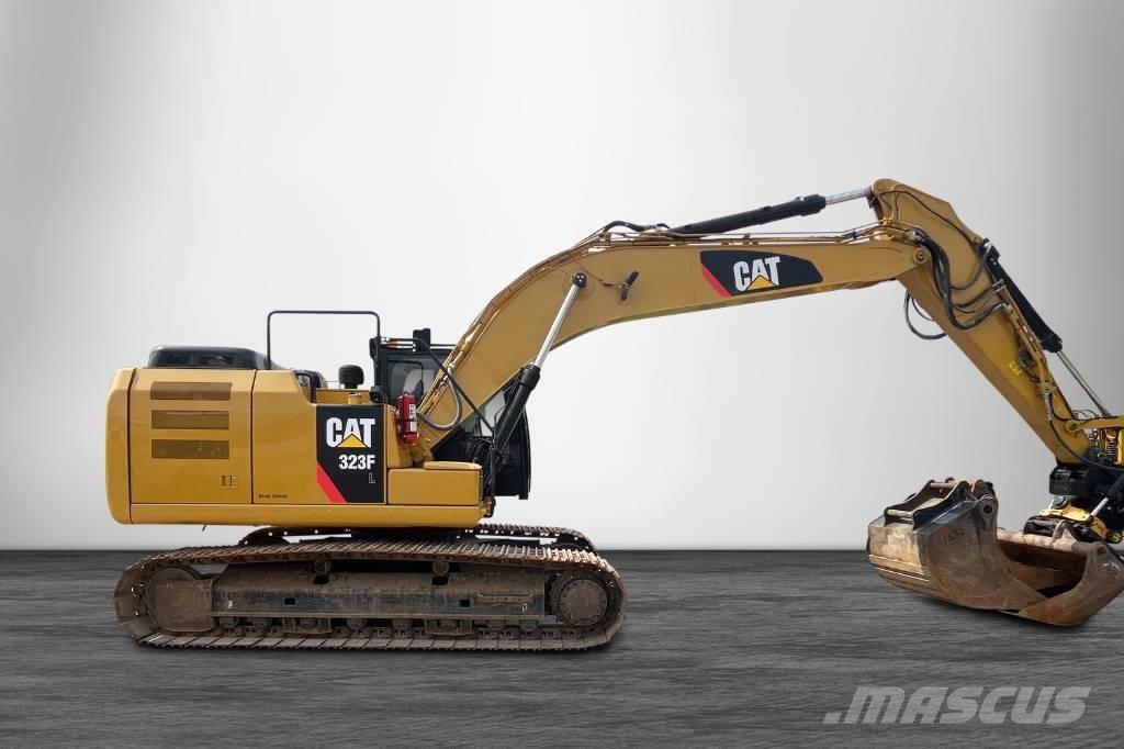 CAT 323 F Escavadoras de rastos
