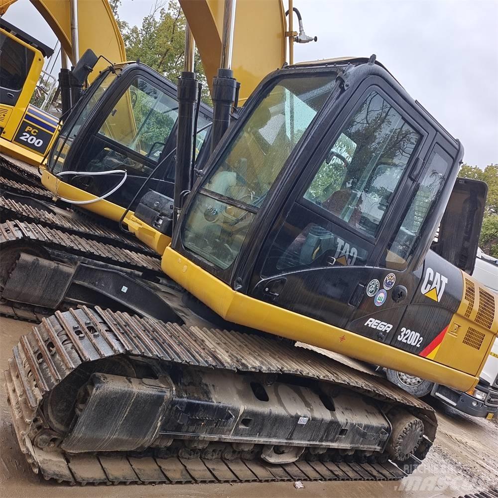 CAT 320 D Escavadoras de rastos