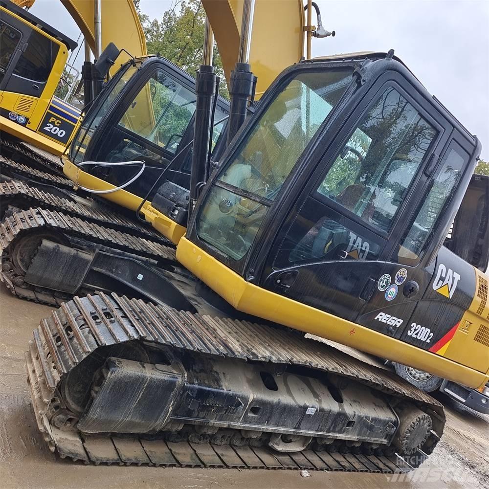 CAT 320 D Escavadoras de rastos