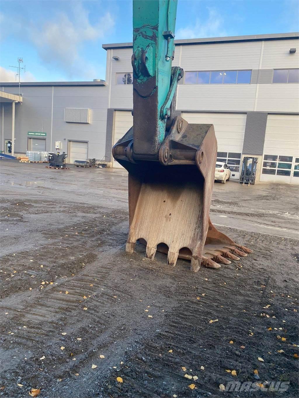 Kobelco SK330LC-6E Escavadoras de rastos
