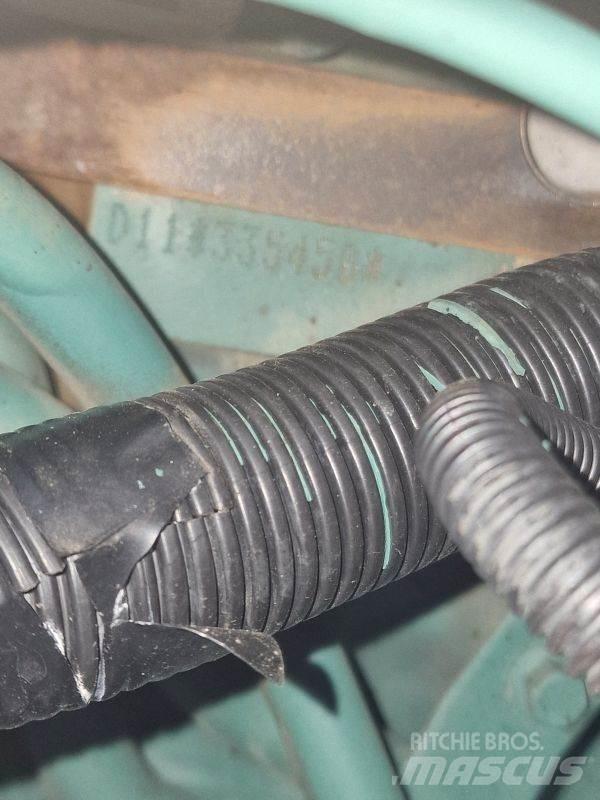 Volvo D11K330 EUVI Motores