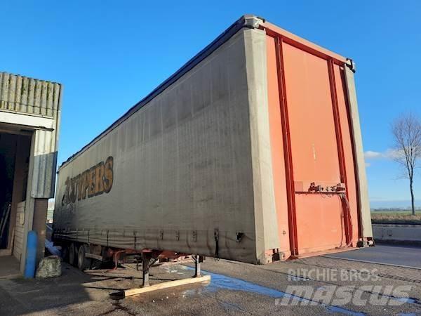 Renders 12.27E Semi Reboques Cortinas Laterais