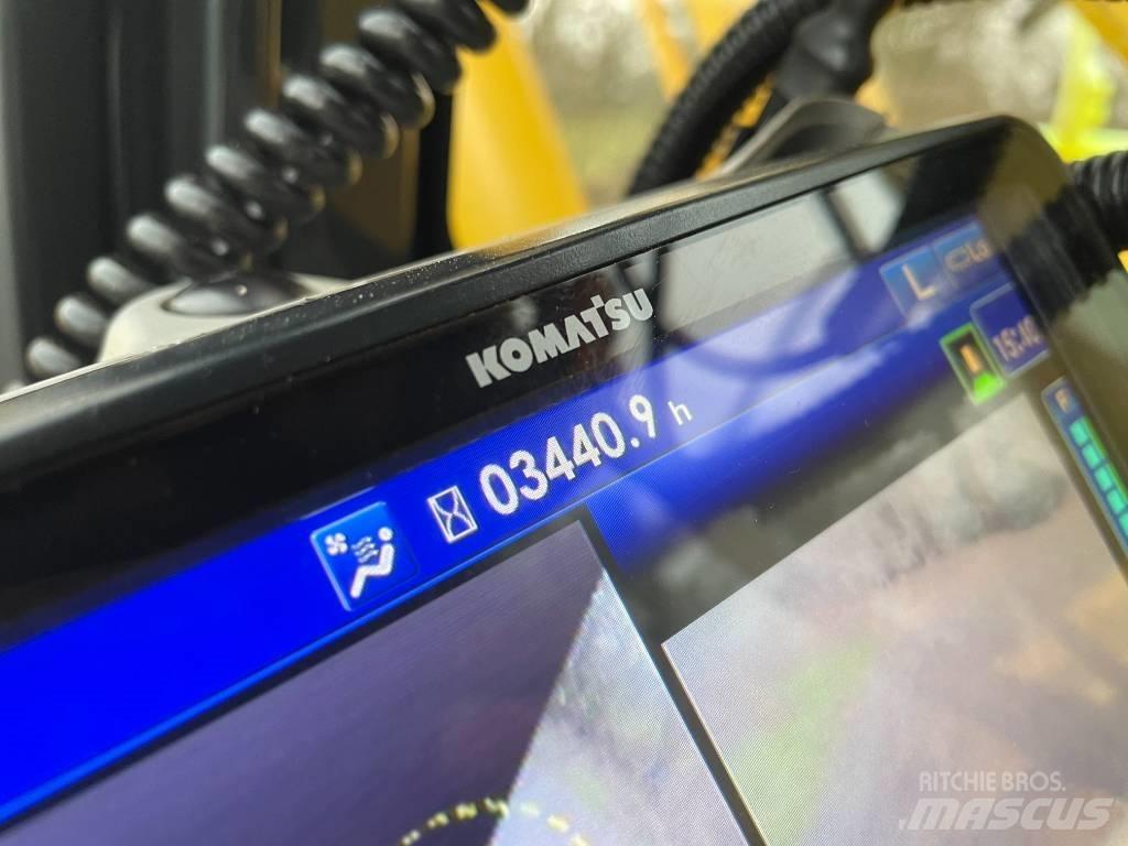 Komatsu PC 138 Escavadoras de longo alcance