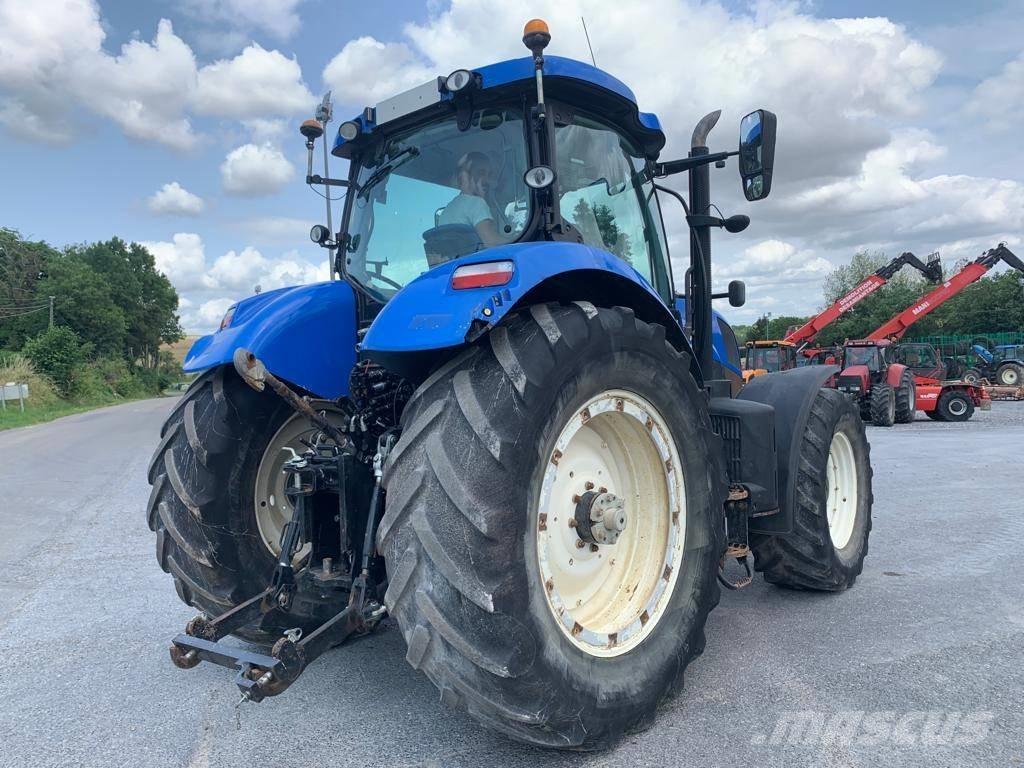 New Holland T 7.210 Tratores Agrícolas usados