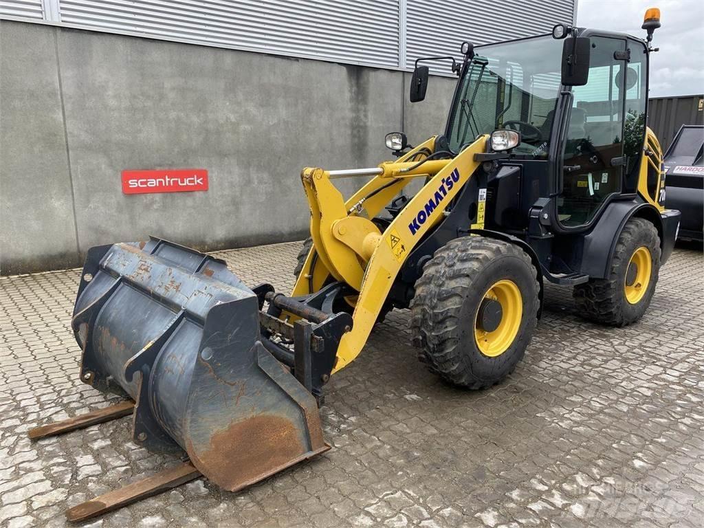 Komatsu WA70M-8EO Carregadora multifunções